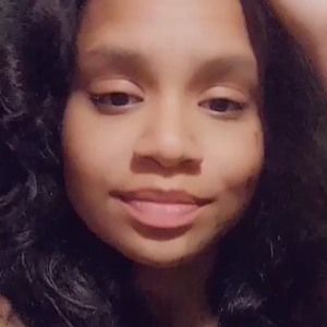 Meet your Posher, Kimmi